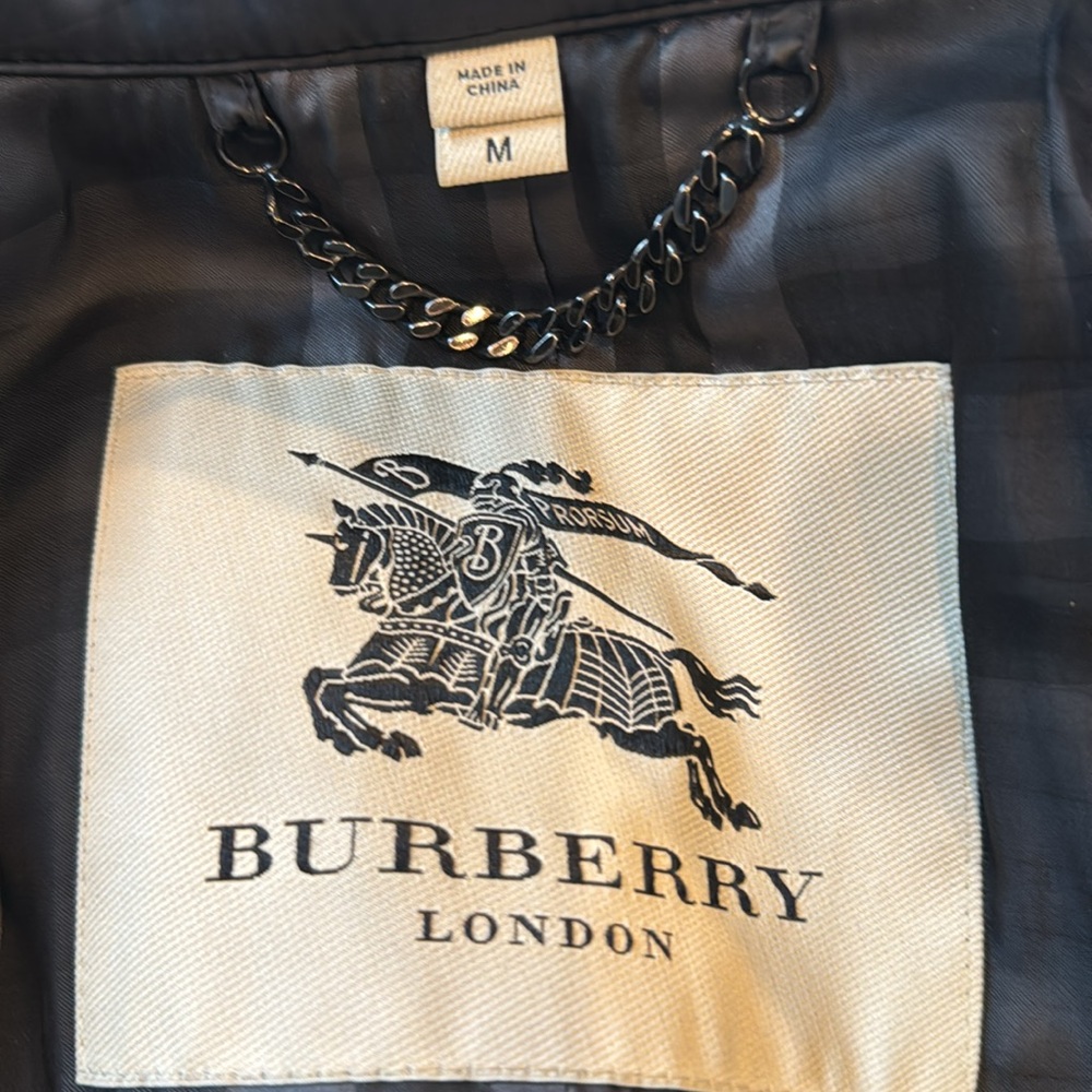 Burberry Black Quilted Women's Jacket - Picture 4 of 6